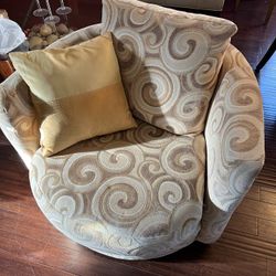 Accent Chair   