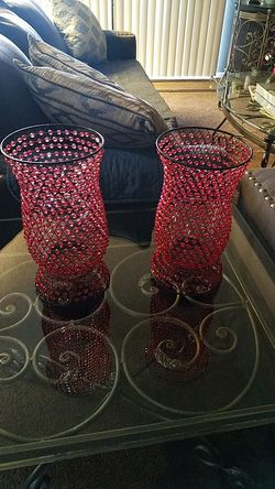 Pilar candle holder