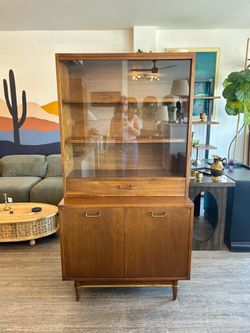 Wood Hutch / Buffet / MCM / Mid-Century!