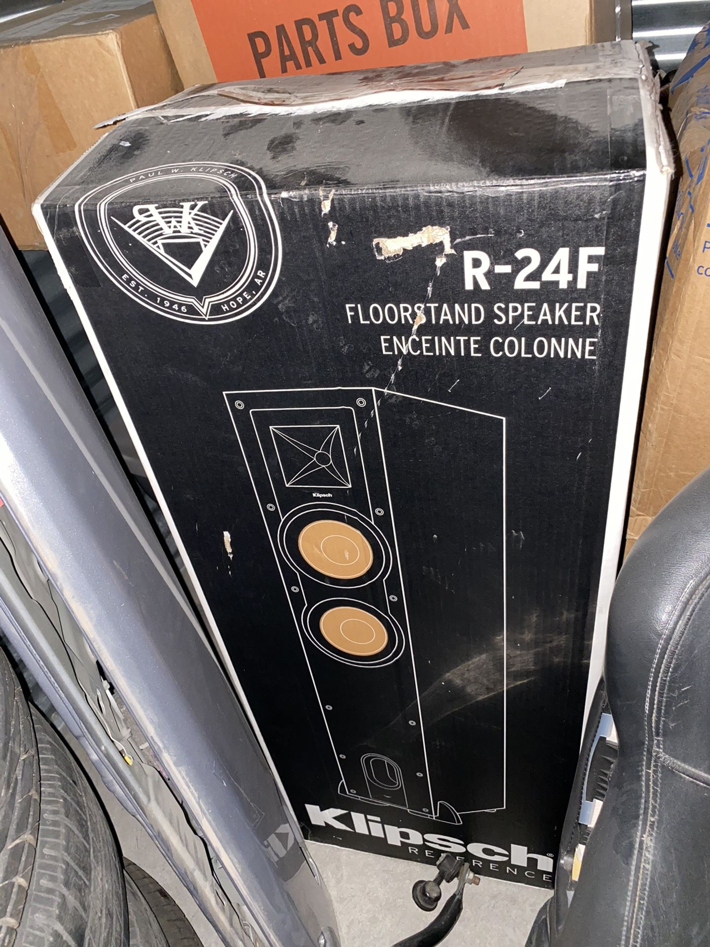 Klipsch r24f speaker ——> SINGLE TOWER ONLY for Sale in Las Vegas, NV