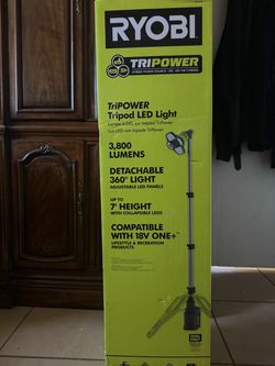 BRAND NEW Ryobi Tripod LED Light
