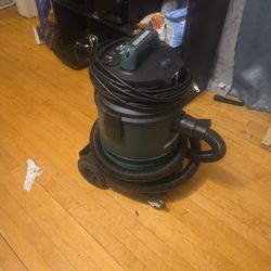 8 Gallon Wet/dry Vac