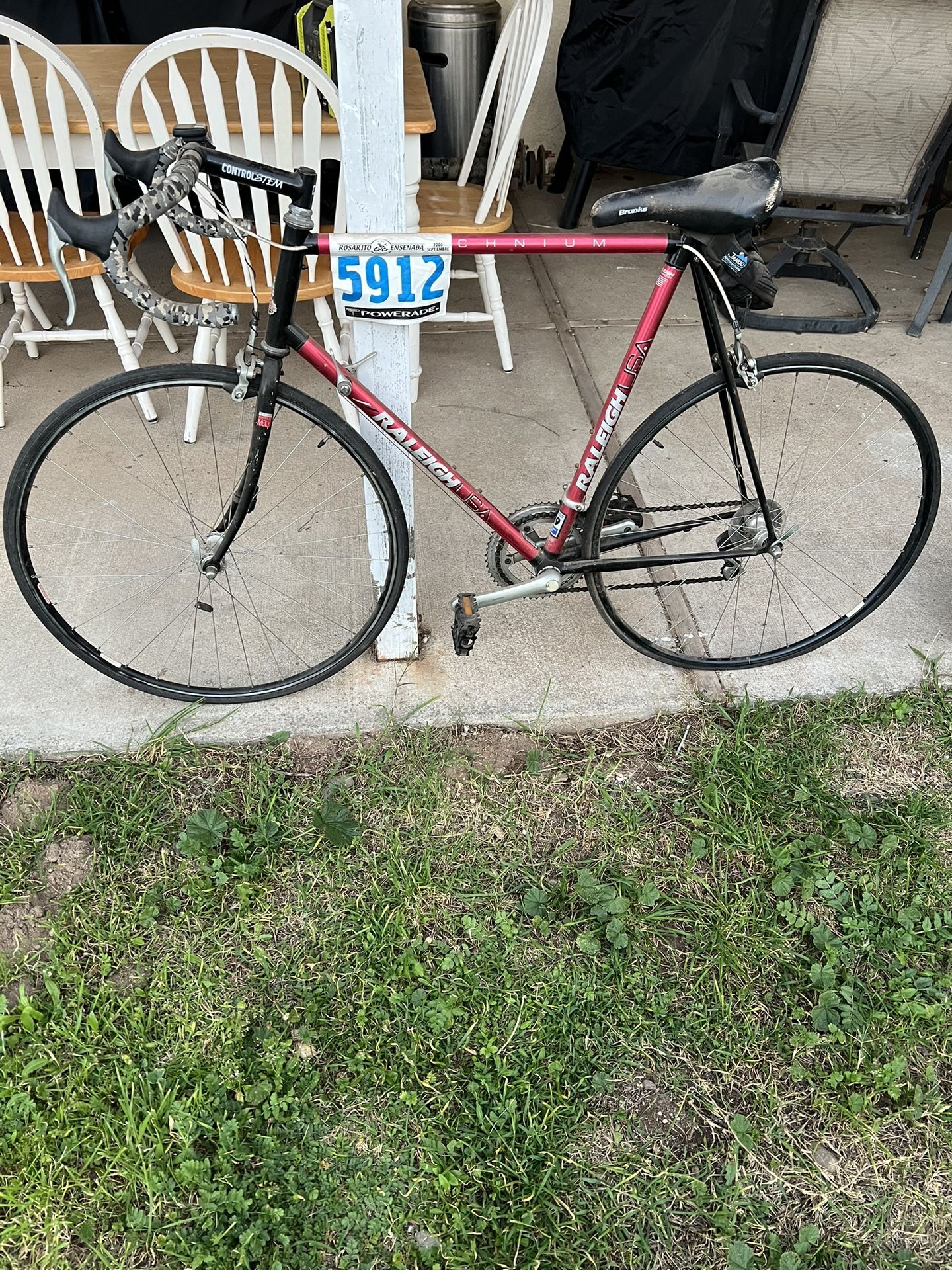Vintage Raleigh technium bike