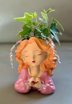 Red Haired Beauty with Algerian Ivy