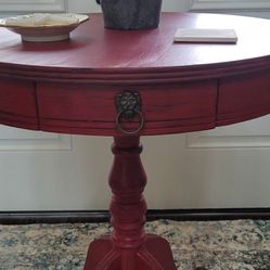 Great Red Vintage Round End Table Available At Collins Street Junction Antique Shop In Plant City 