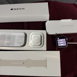Apple Watch SE gen 2 40mm starlight 32.0 gb