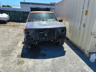 Suburban 1994 for parts only