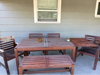 Wooden patio furniture set
