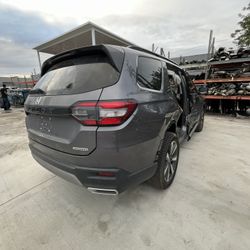 Pilot Touring 2024 2025 For Parts Only