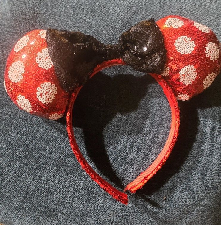 Minnie Mouse Ears