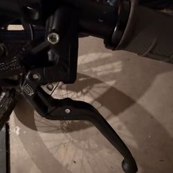 Magura mt5 e 4 piston brakes