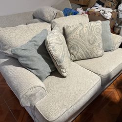 2 Sofas