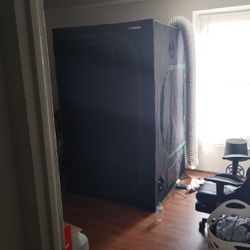 Indoor Grow Tent