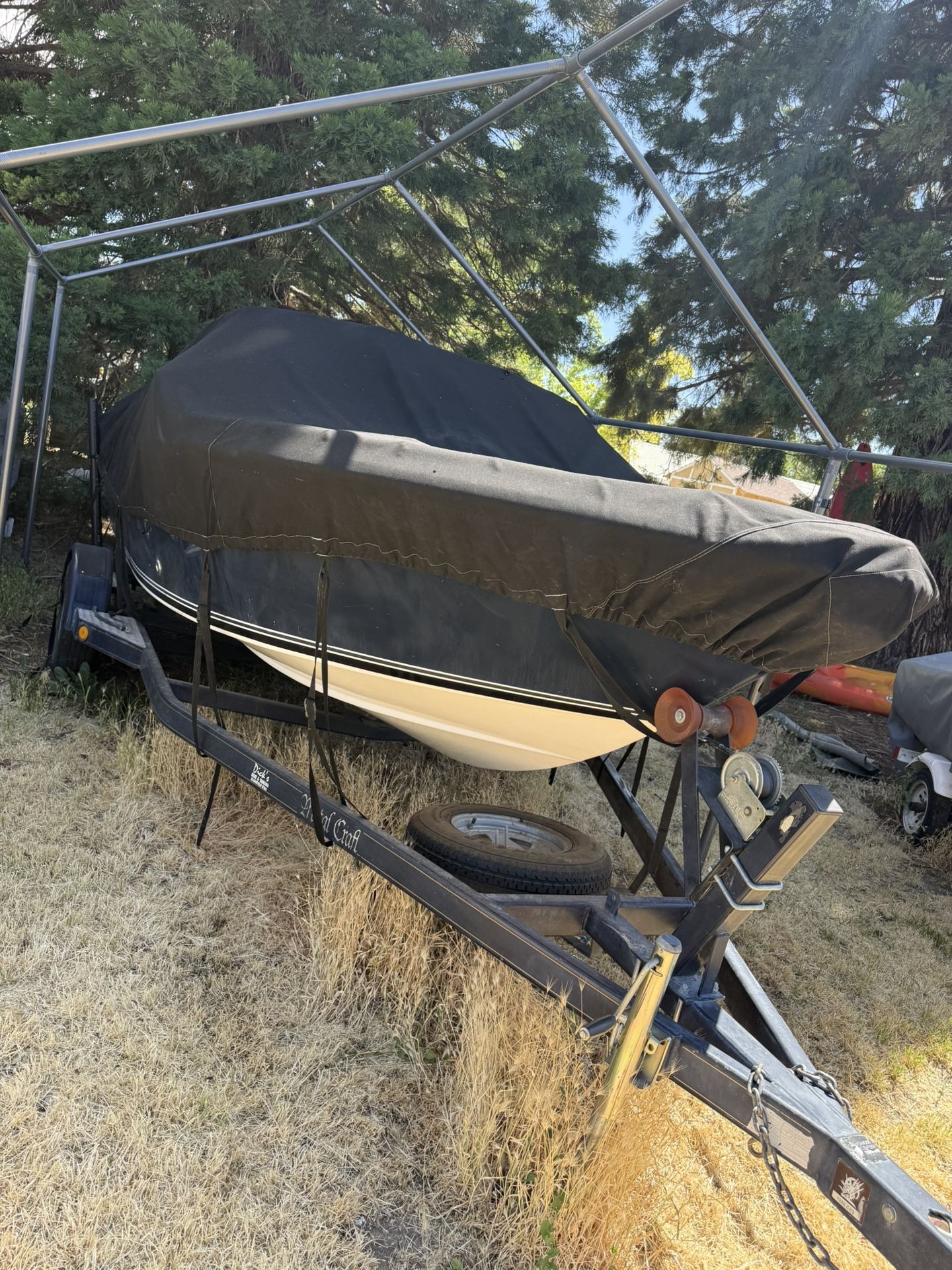 🚤 10ft Boat with Trailer & Fully Functional Engine – Ready for the Water!