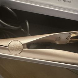 Tyme Hair Curl And Straightener