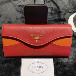 Authentic Preloved Prada long Wallet In Sappiano  cross 