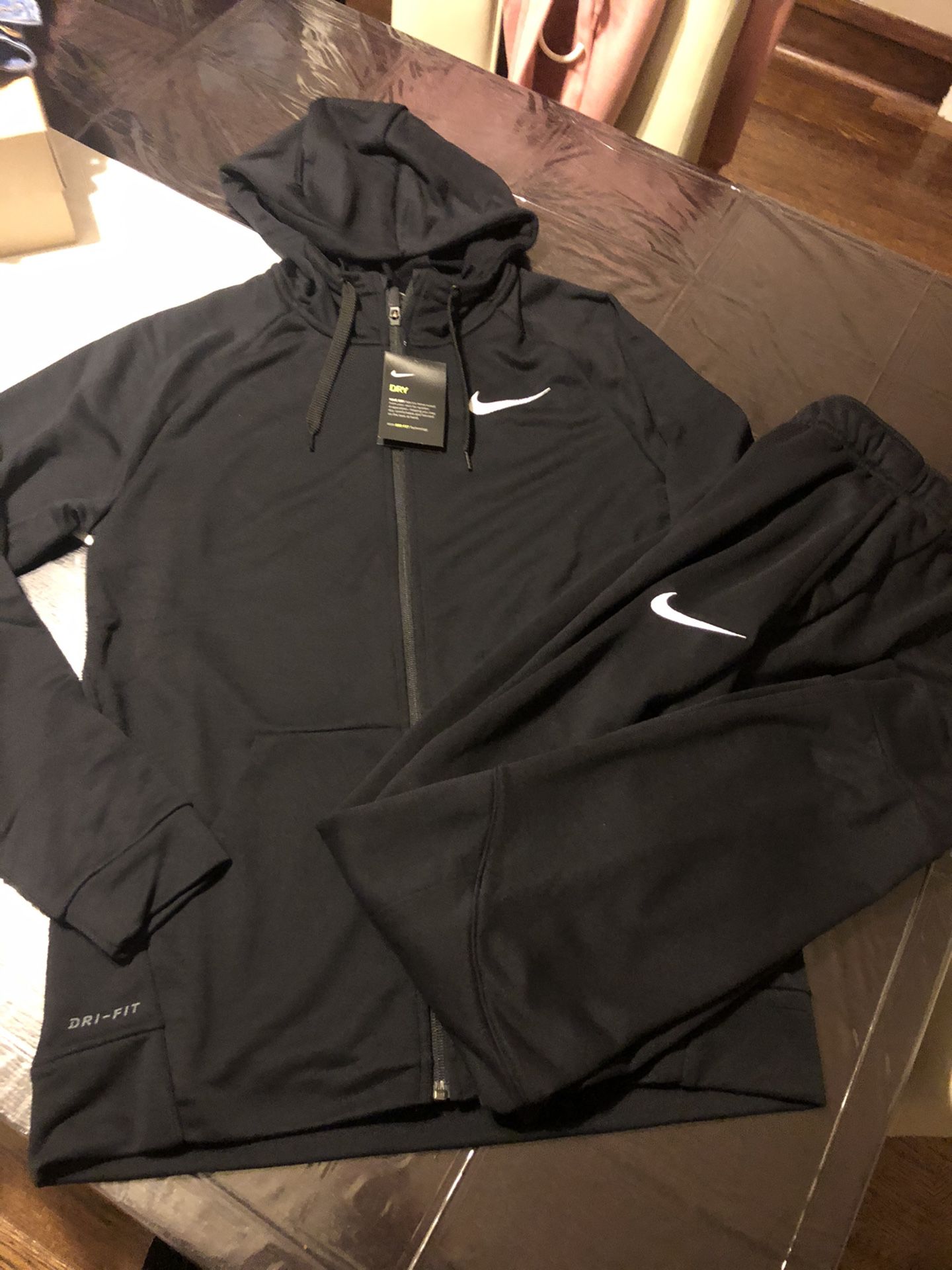 Men’s Nike set hoodie and joggers lightweight fleece full zip hoodie