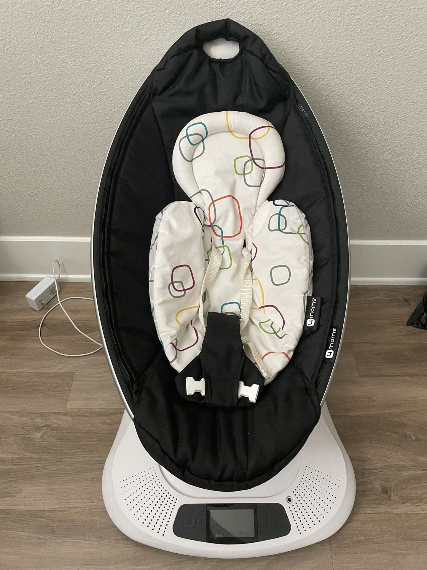 4moms. Mamaroo Swing, Black 