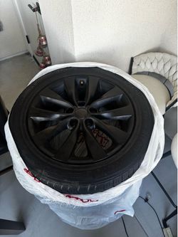 4 Kia Optima 17” Rims & Tires