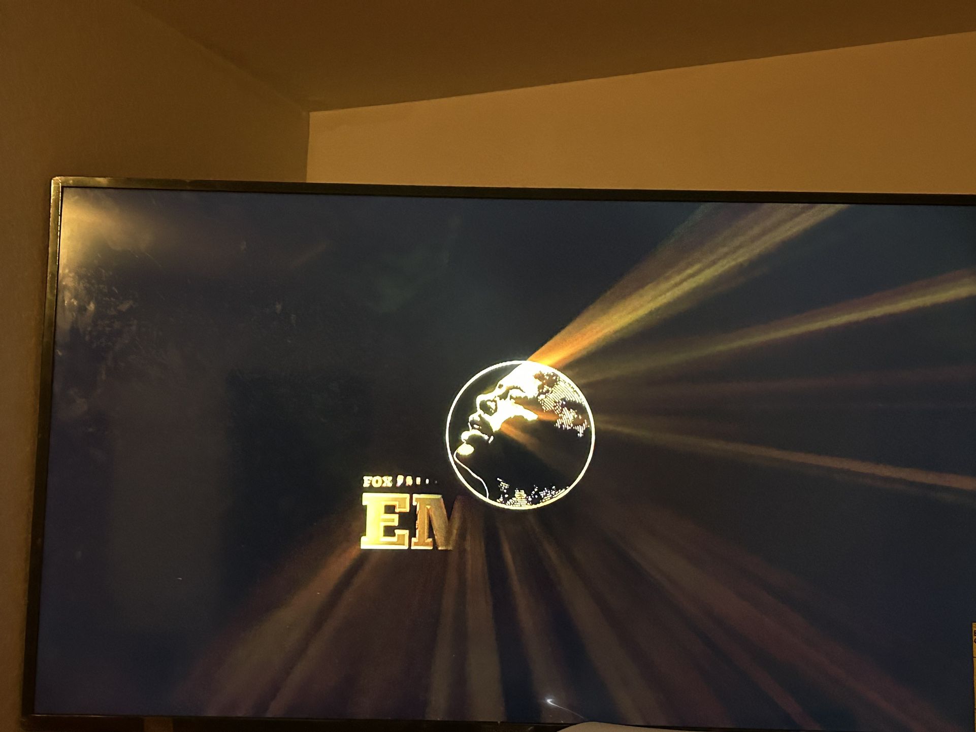 65 Inch Insignia Tv And Remote for Sale in Las Vegas, NV OfferUp