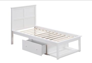 Acme Yolanda twin bed