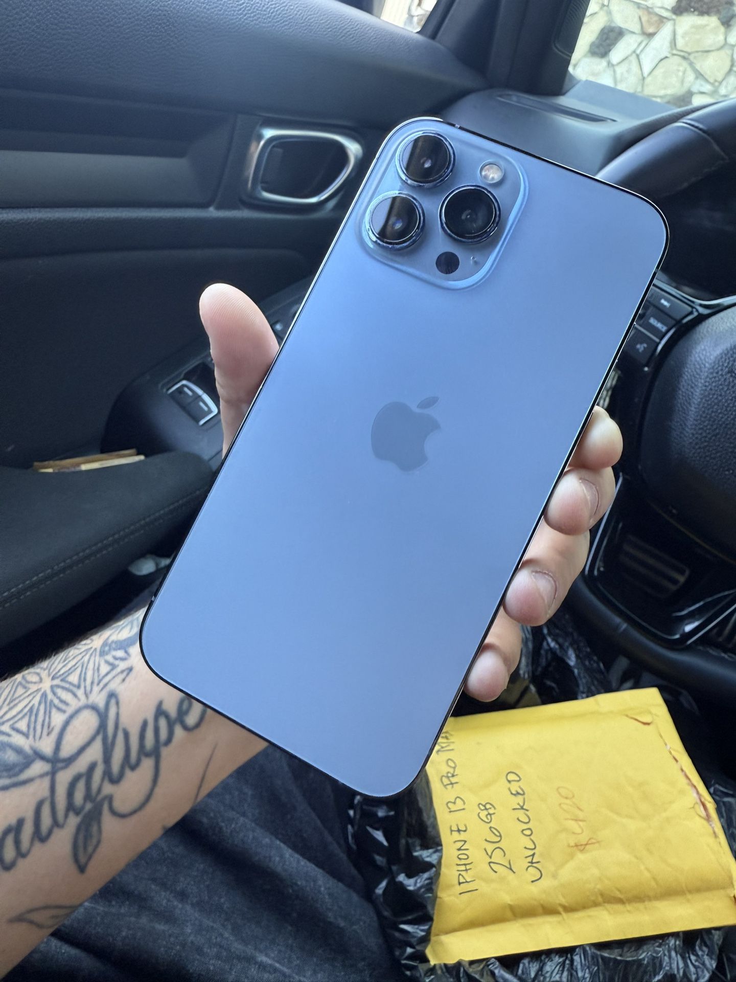 iPhone 13 Pro Max 256GB UNLOCKED