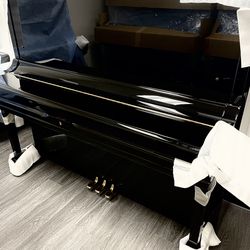 Superb mint condition Yamaha U3 Upright piano