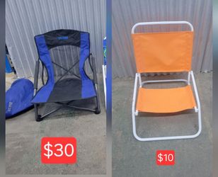 Beach Chairs with Flip Flop Design
