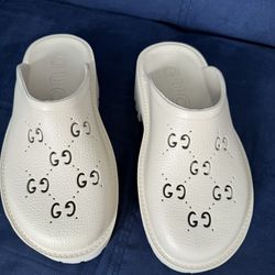 gucci slippers