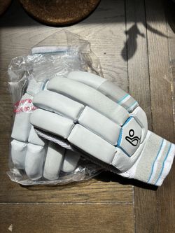 Kookaburra Cricket Batting Gloves