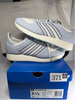 Women’s Adidas Atlanta size 5.5W
