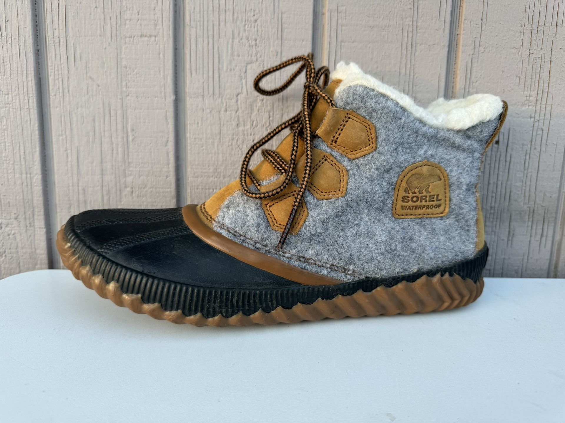 Slightly Used Sorel Out N About Felt Boots Quarry Lined Duck Boots Women’s 9.5