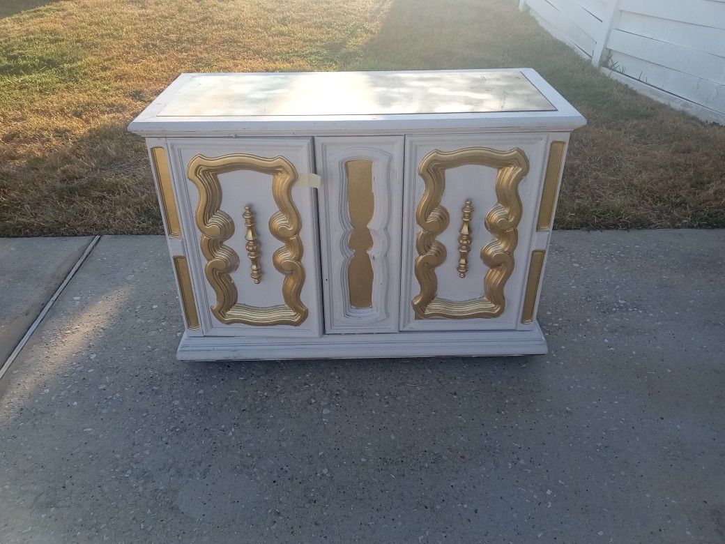 Vintage Gold & White Cabinet / TV Stand – Elegant Retro Accent Piece