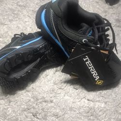 Womens Size 6 1/2  Terra Composite Shoes