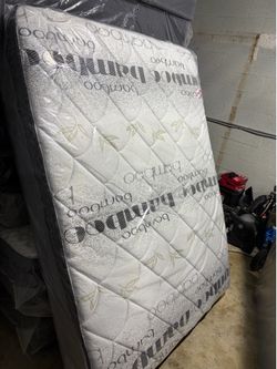Queen Memory Foam Mattress