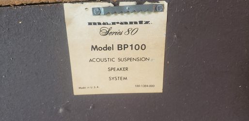 2 Vintage Marantz speakers