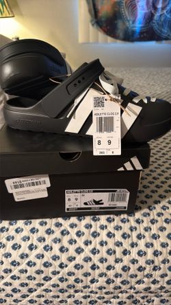 Addidas clog 2.0