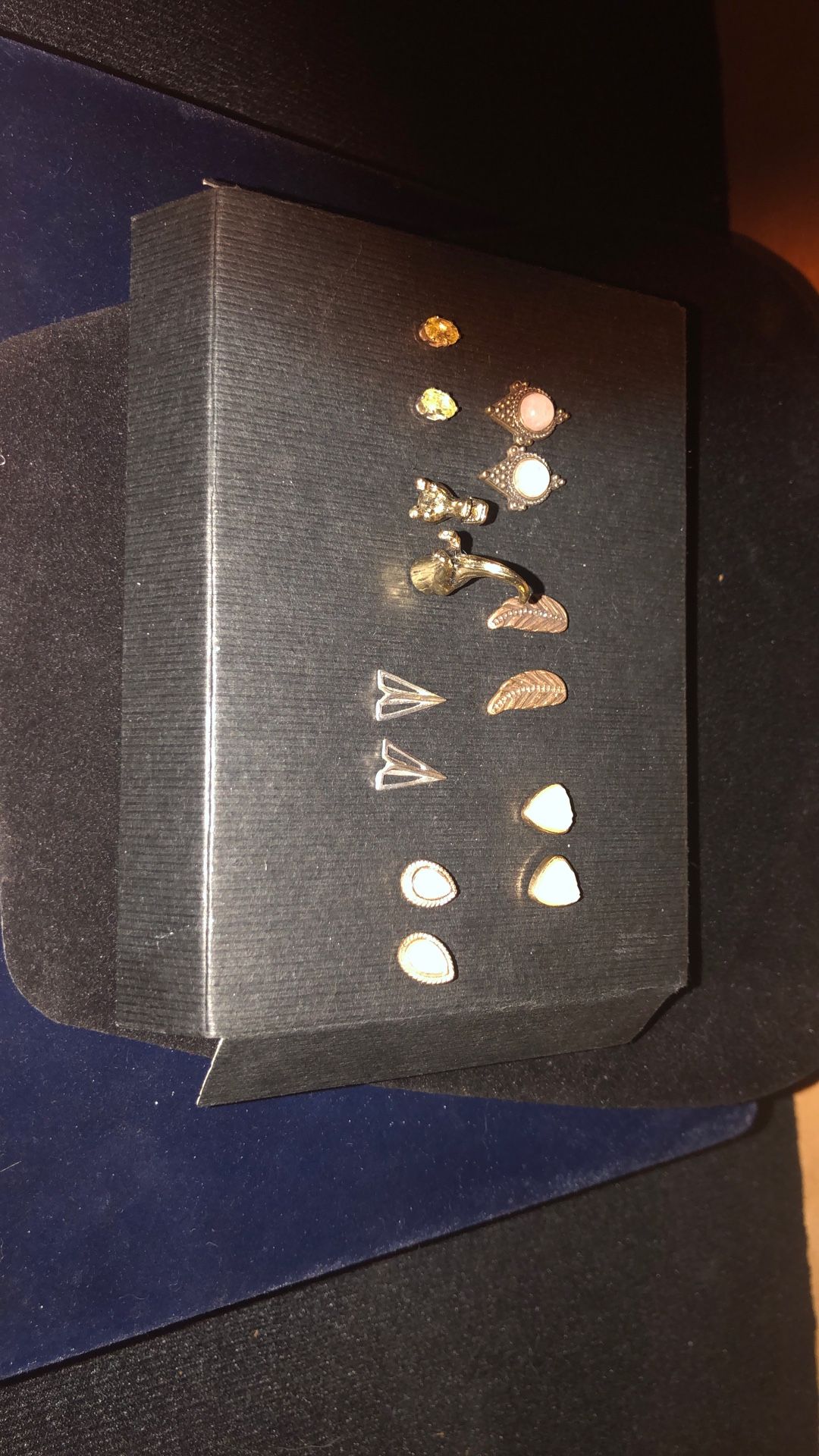 7 Pairs Of Earrings