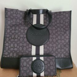 Large COACH Tote And Wallet Black Grey