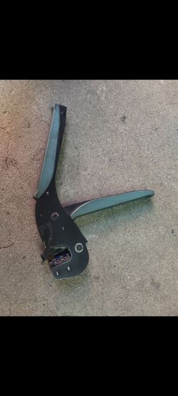 Connectivity hand crimp tool AMP-5873-3