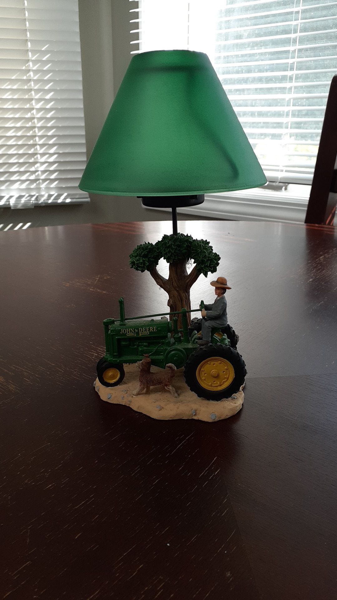 COLLECTABLE JOHN DEERE CANDLE LAMP