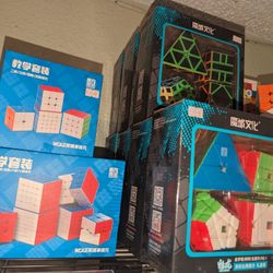Rubik's Cubes Gift Boxes/ Speedcube Sets