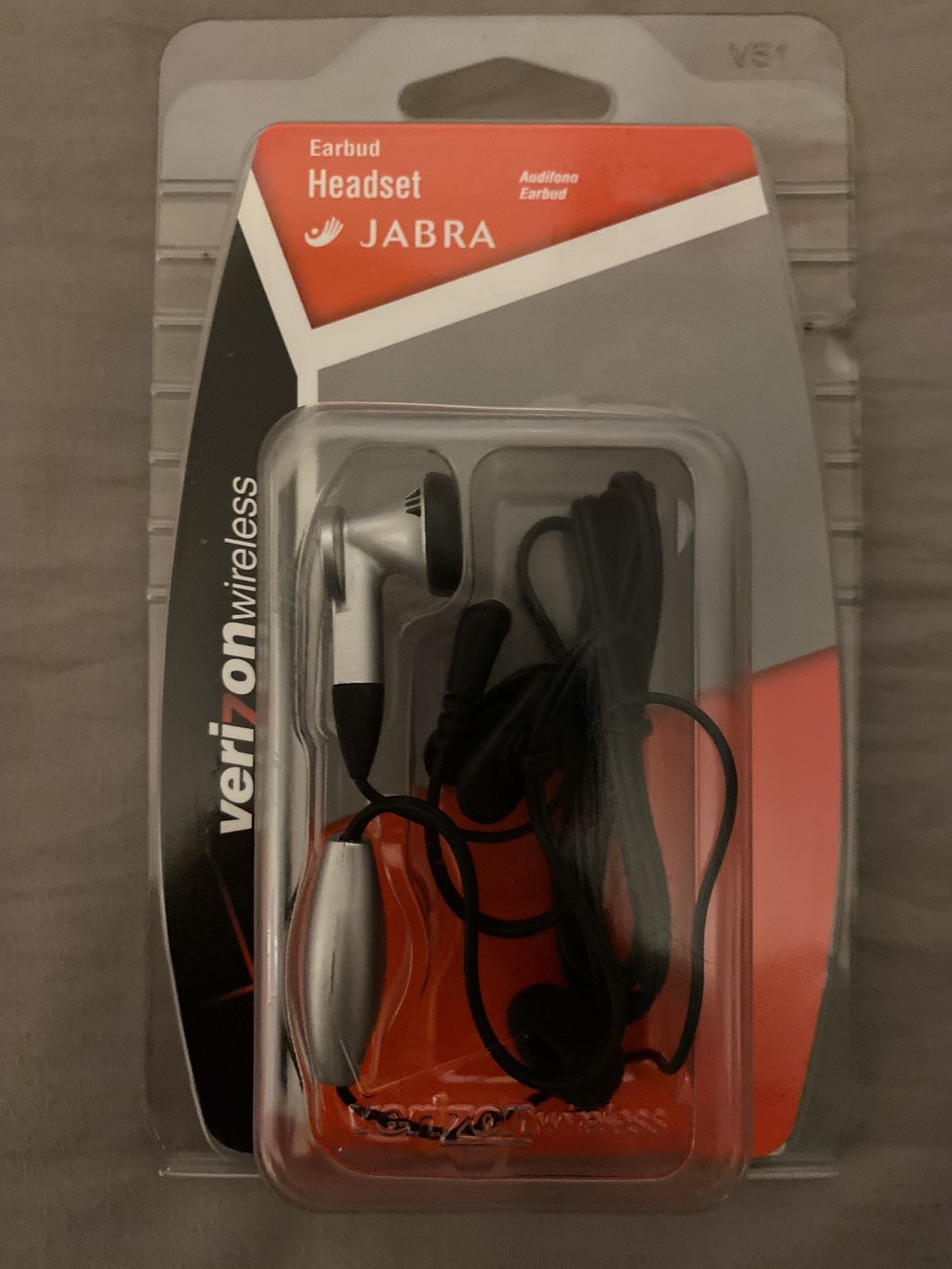 NEW AND UNOPENED Verizon Earbud Corded Headset