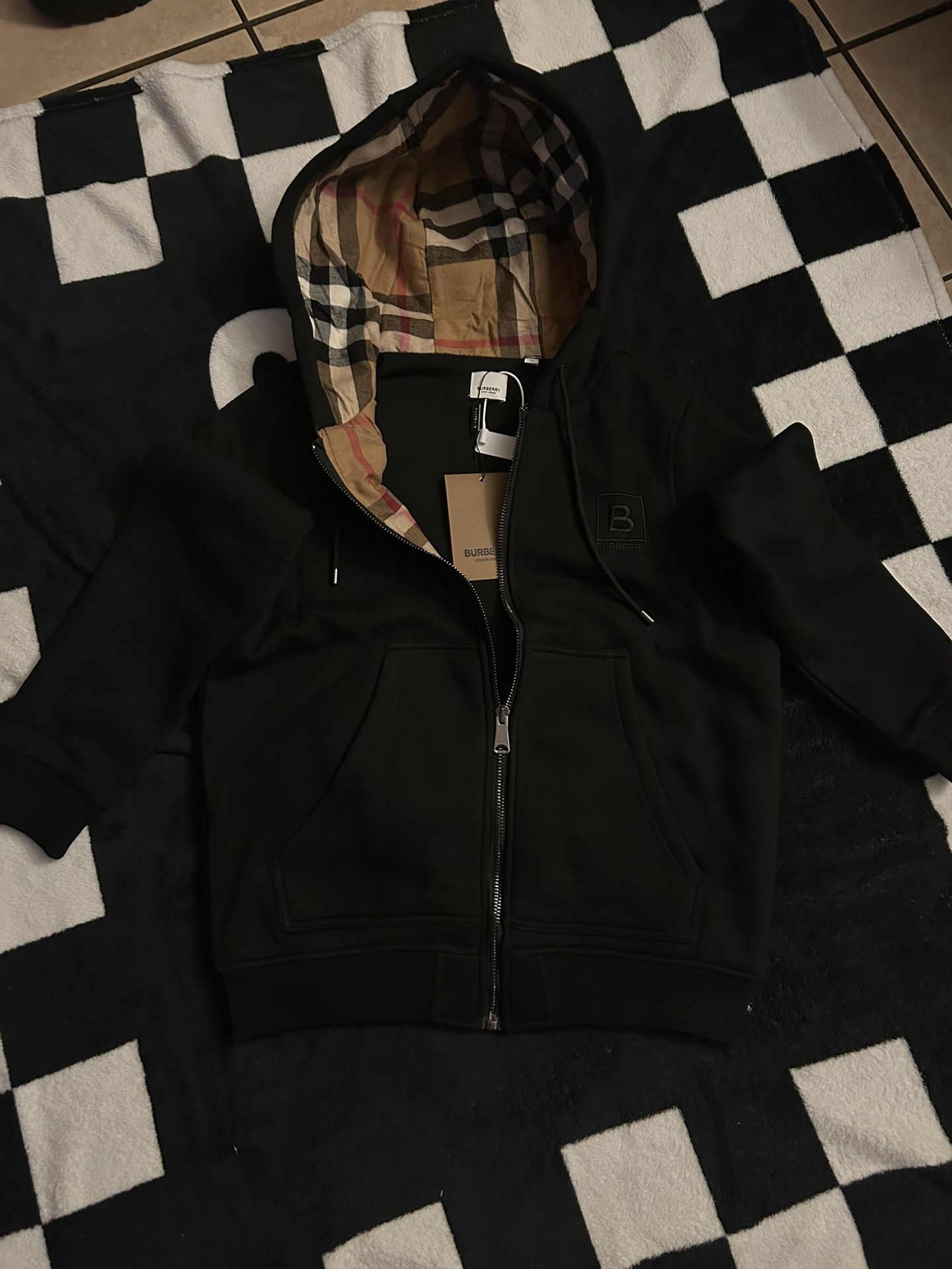 Burberry Zip 