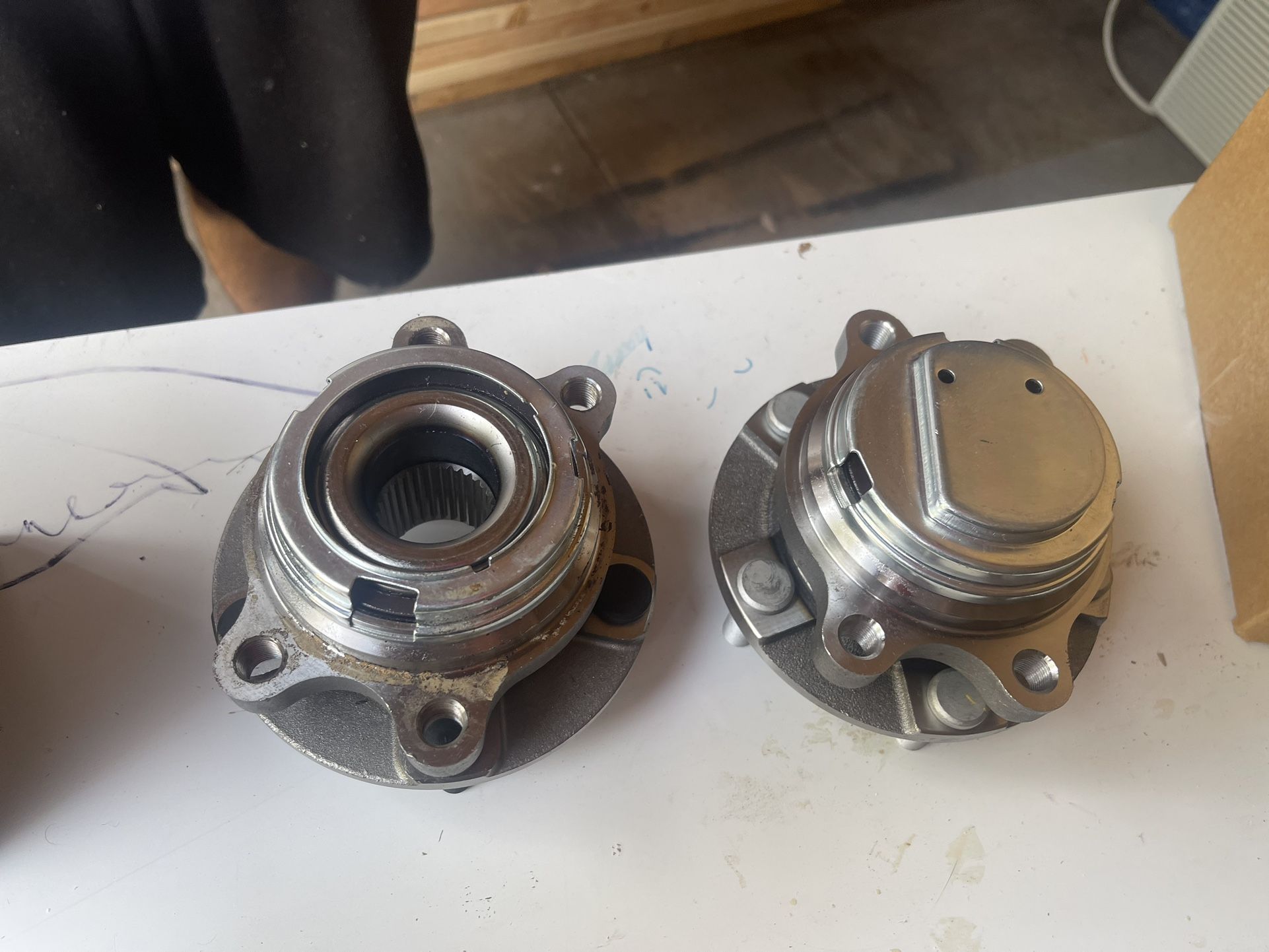 2007 Infiniti G35 Wheel Hub Assembly