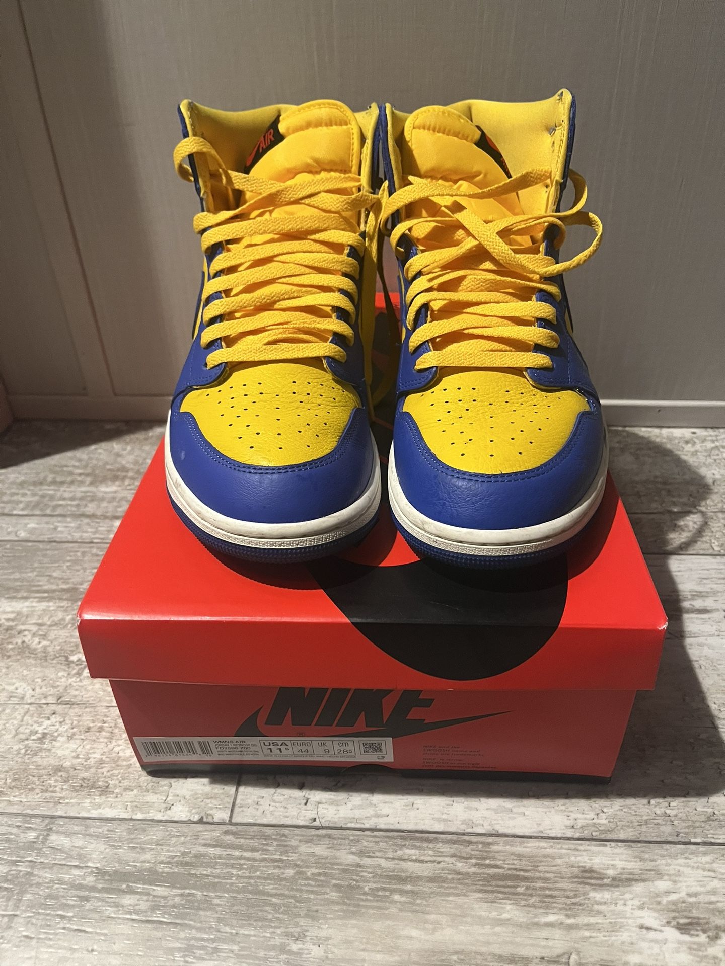 Air Jordan 1 Reverse Laney High OG