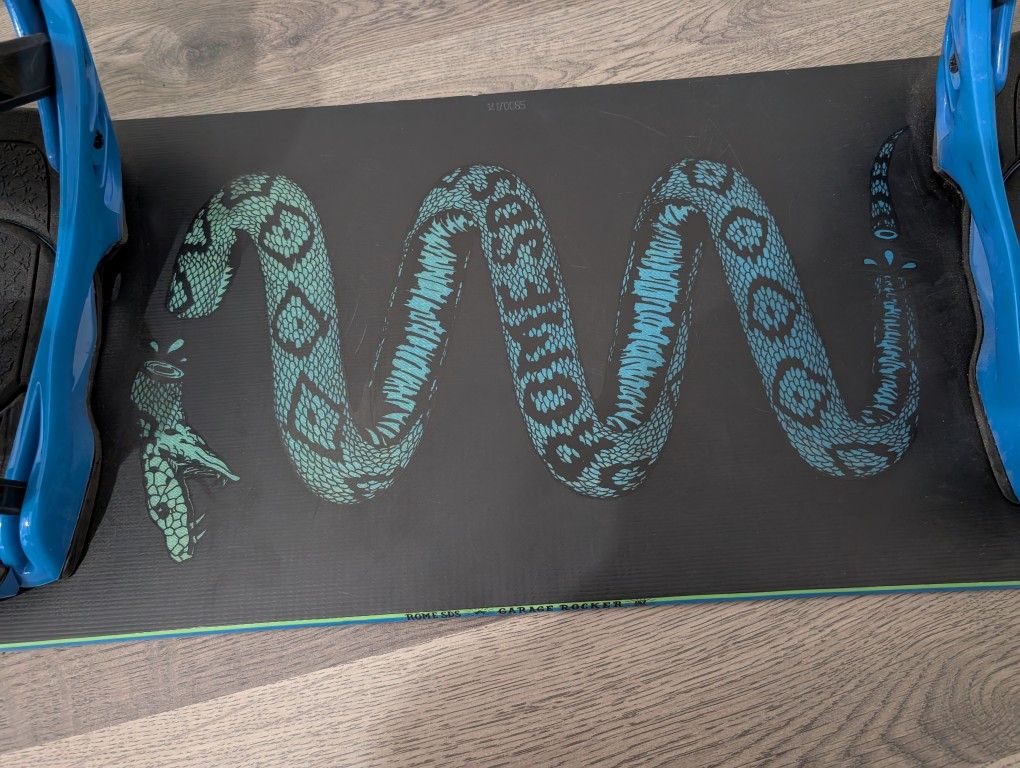 Snowboard _ Brand: Rome SDS