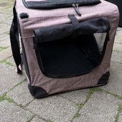 Collapsible Dog Kennel
