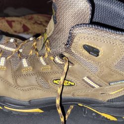 Keen Waterproof Steeltoe Non Slip Hiker 