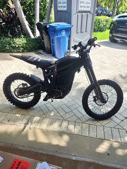 2023 Talaria Sting R MX4 - Electric Dirt Bike  / E-Moto - 1142 mi